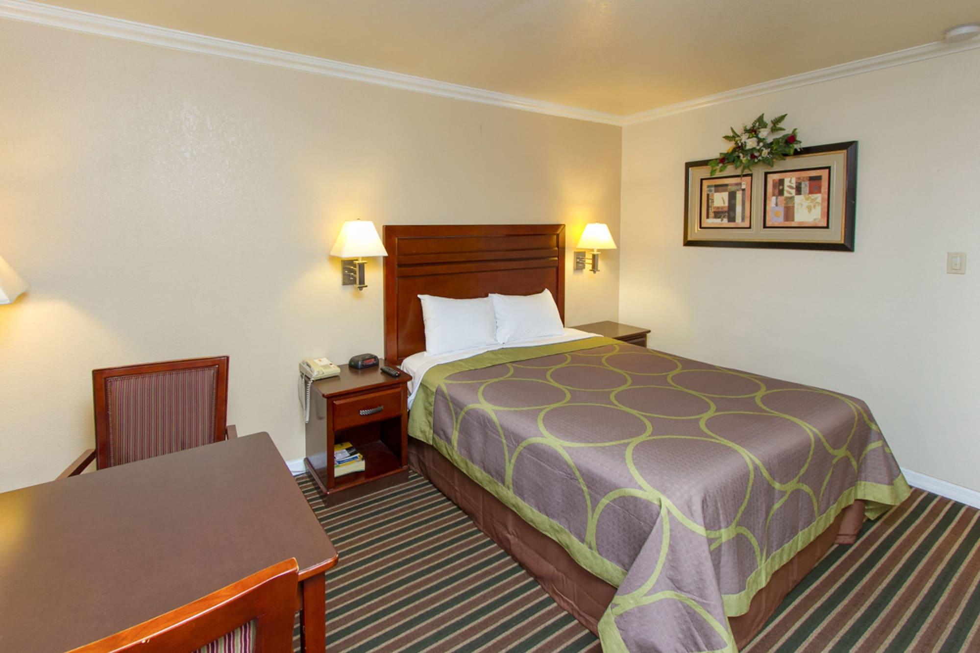 Surestay By Best Western Fresno Central Zewnętrze zdjęcie