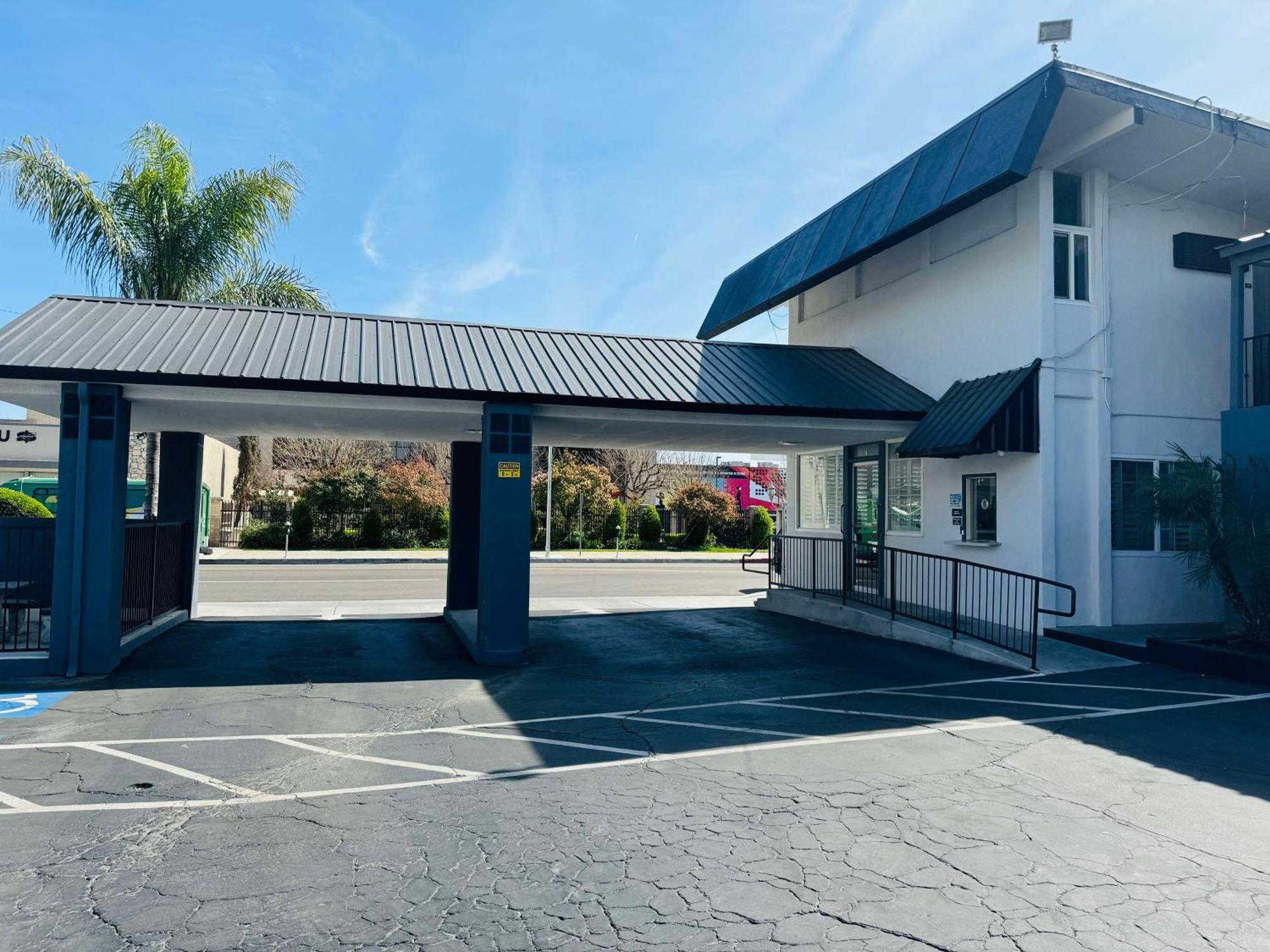 Surestay By Best Western Fresno Central Zewnętrze zdjęcie