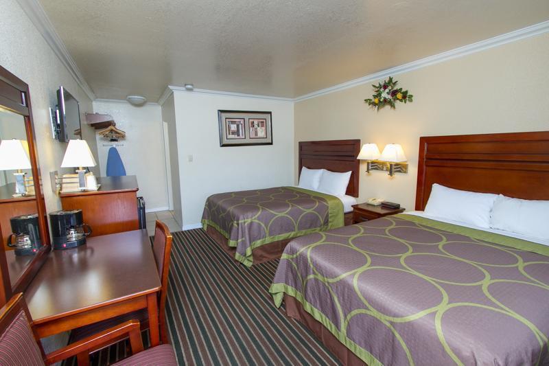 Surestay By Best Western Fresno Central Zewnętrze zdjęcie